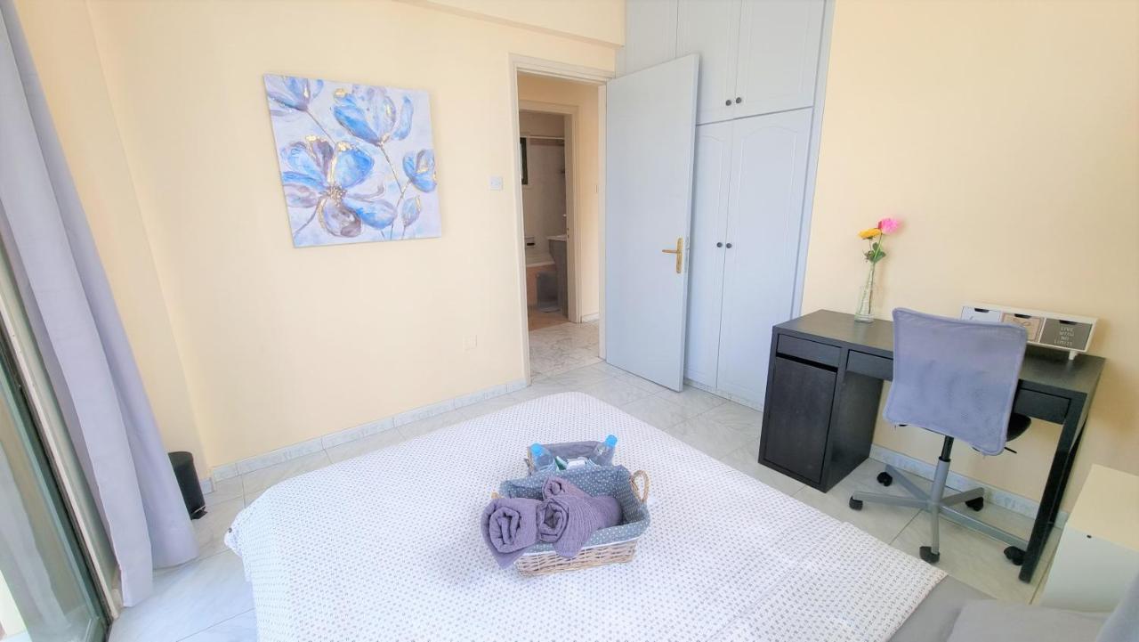 Comfy Rooms In A Shared Apartment Near Salt Lake With Internet And Netflix Larnaca Zewnętrze zdjęcie